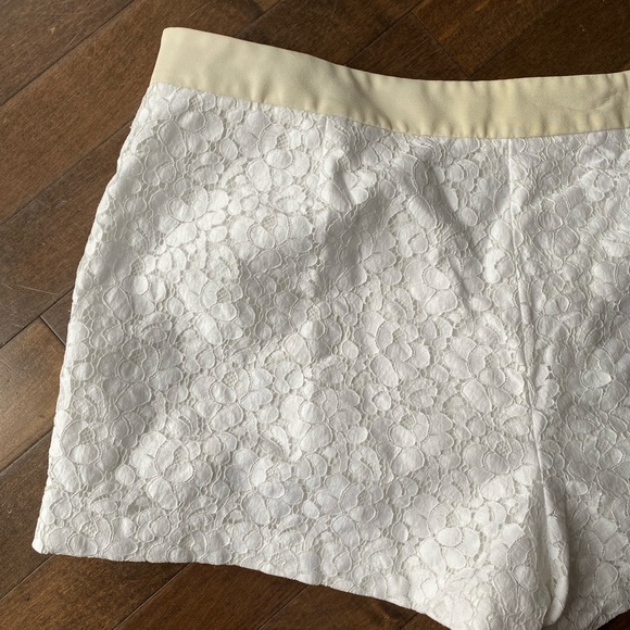 Club Monaco White Lace Silk Trim Shorty Casual Shorts Size 12 - Picture 6 of 9